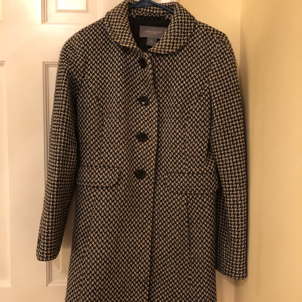 Ann Taylor black and white pant coat